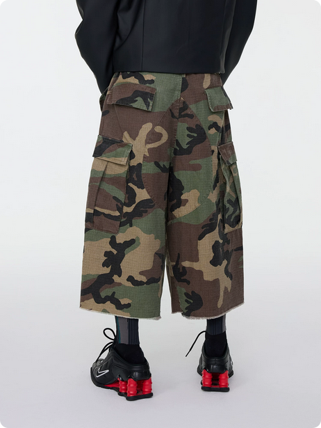 Camo Distressed Jorts